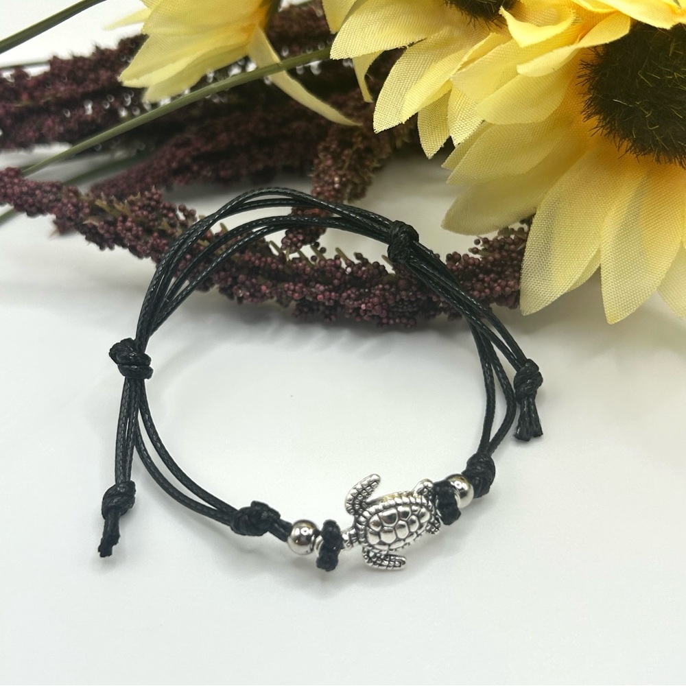 Turtle Black Bracelet